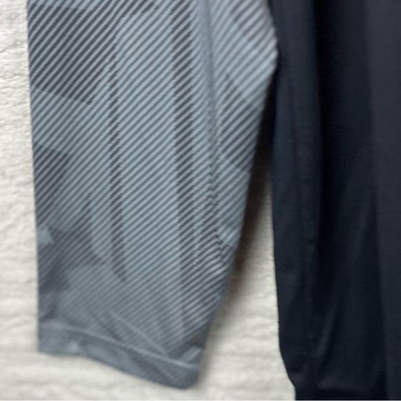 Philadelphia Flyers Long Sleeve Reebok Center Ice - Picture 15 of 16